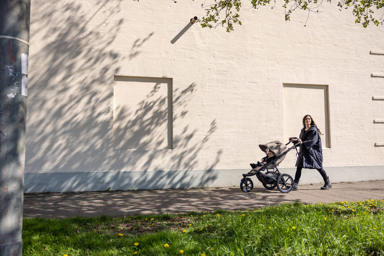 THULE URBAN GLIDE 3 terenowy wózek biegowy  | Tinted Taupe