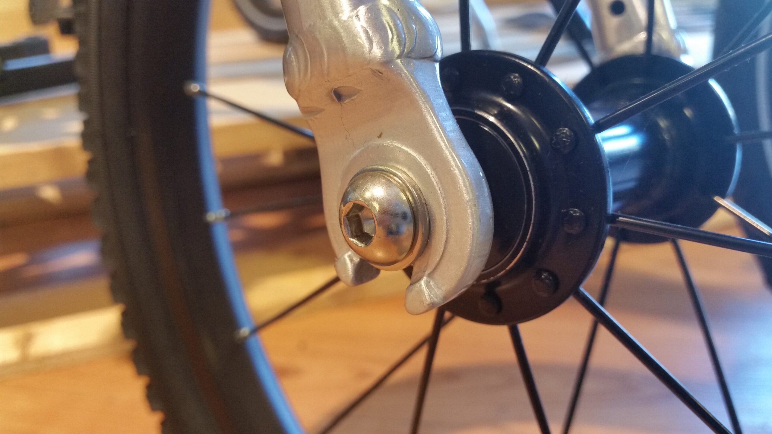 FollowMe oś roweru dziecięcego M6